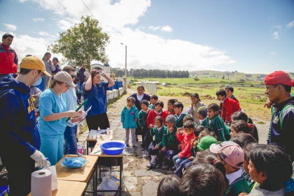 MEDLIFE-Riobamba-26-600x400-Apr-07-2025-05-34-00-3656-PM