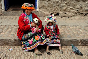 Why is Spanish Spoken in Central and South America? The Connection Between Language and Social Inequality